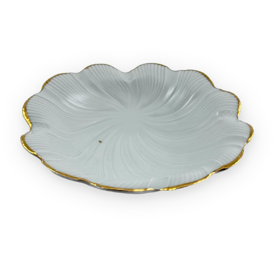 Limoges wavy ceramic plate — Image 1