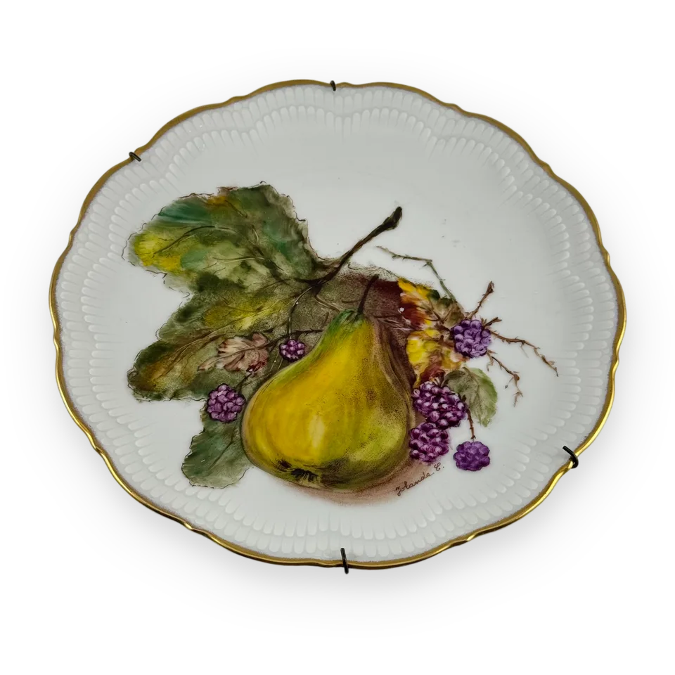 Schirnding Hand-Painted Porcelain Wall Plate — Image 1